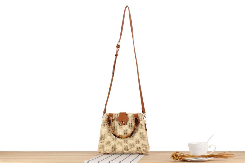 Andralyn Retro Art and Countryside Style High Grade Grass Woven Bag New One Shoulder Handheld Explosive Crossbody Bag_voghion.com