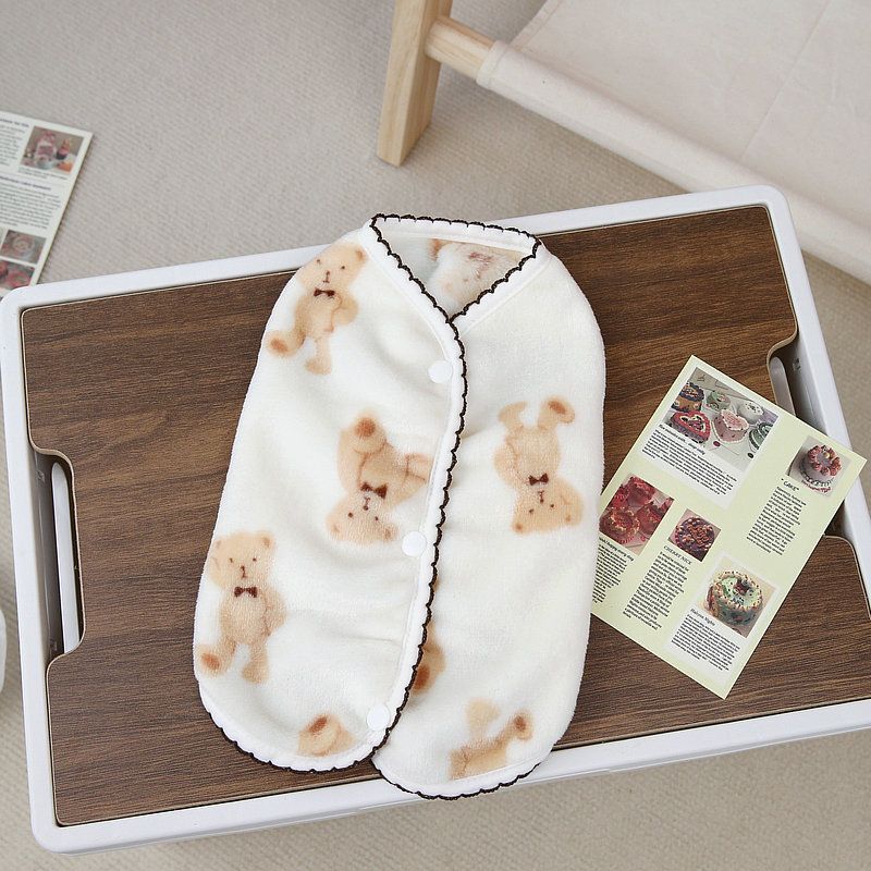 Autumn and Winter 2023 new dog clothes Crescent bear velvet vest Teddy Bomei cute pet dog clothes in stock_voghion.com