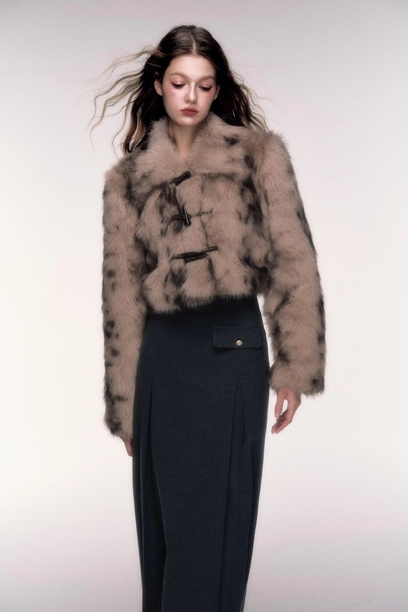 Retro-Chic Kunstpelzjacke mit Hornknöpfen – Kurzer Leopardenmustermantel für Damen_voghion.com