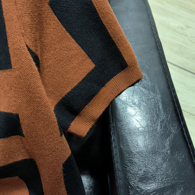 Vêtements pour hommes Nouveau automne et hiver coupe ajustée tendance de la mode haut de gamme pull pour hommes pull à col rond pull tricoté à manches courtes_voghion.com