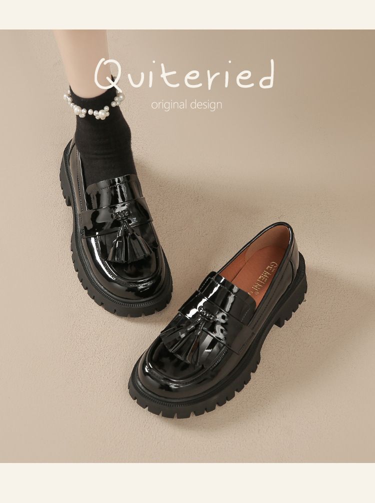 Britesche Stil JK déif geschnidden eenzel kleng Liederschong, Damme Fréijoer 2024 nei villfälteg Quasten-Loafers mat décker Sohle_voghion.com