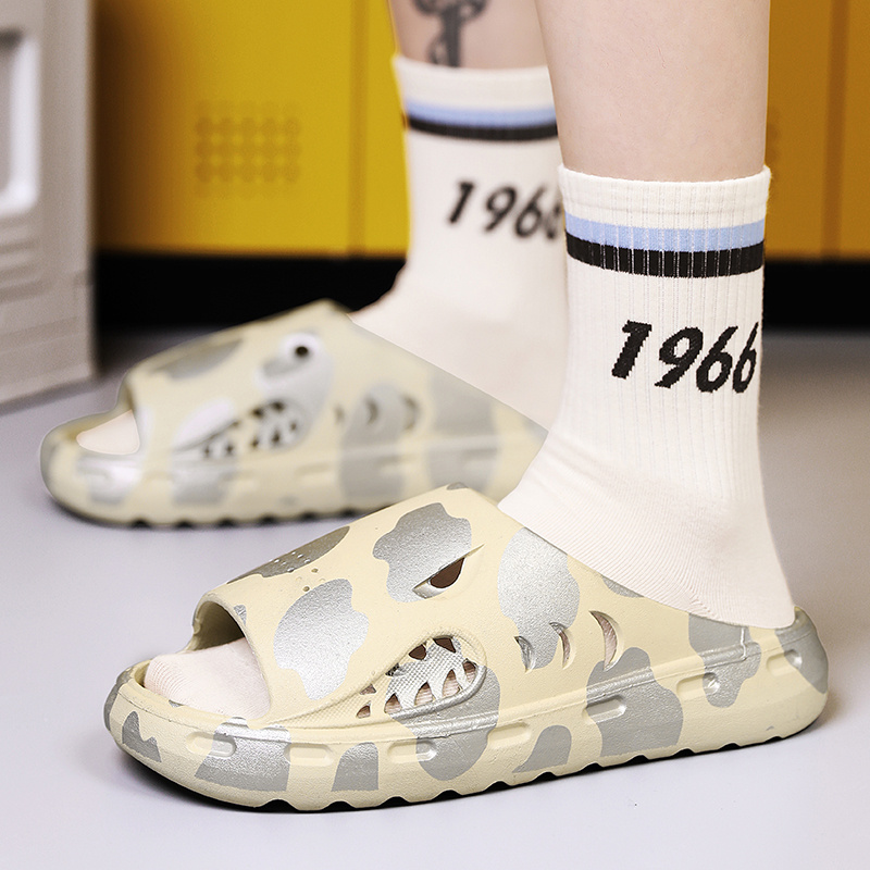 Men Slippers External Wear Sandals Open Toe Pillow Beach Slippers for Summer Soft Foam Sliders Slip Comfy_voghion.com