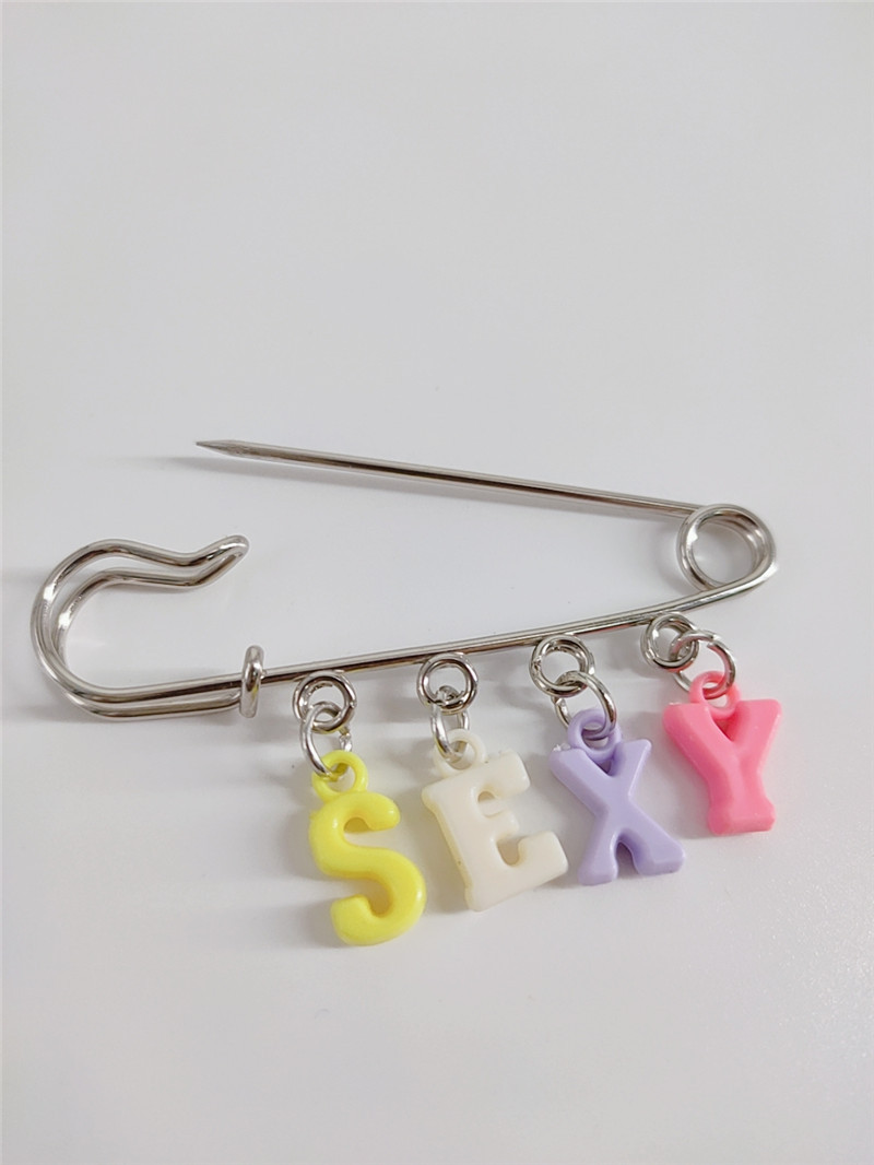 Color Random candy color letter pendant Pin waist trim_voghion.com