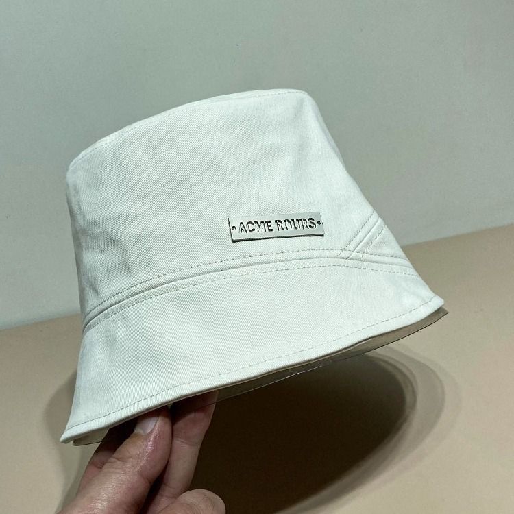 Cappelli da donna primavera estate, coprenti da pescatore in tinta unita e versatili, che mettono in risalto i loro volti piccoli_voghion.com