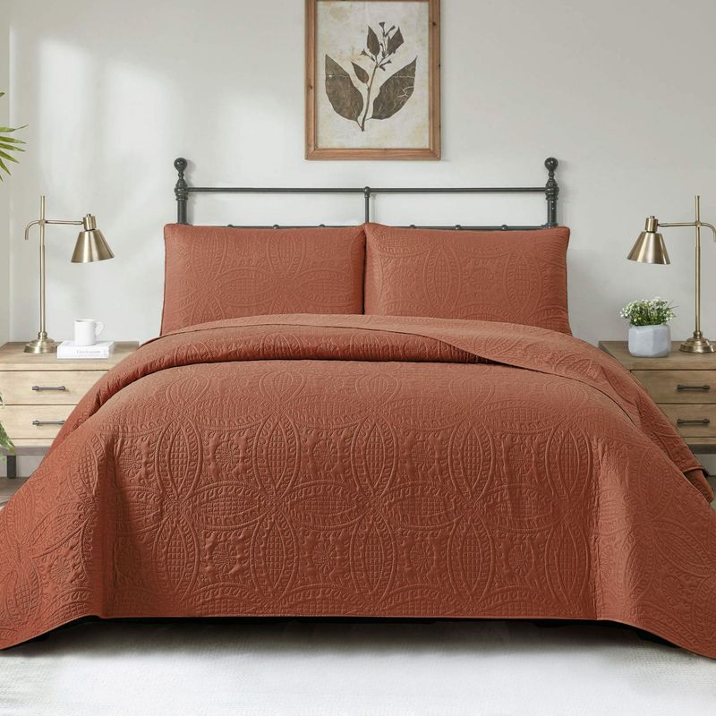 Premium Quilt Set With Dyed-Woven Fabric & Quilting - European Embroidery, 1.8m Bed Fit, Multiple Patterns Available_voghion.com