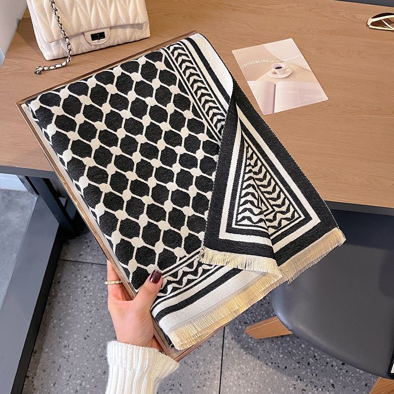 2024 new mesh printed contrasting color autumn and double-sided cashmere scarf, winter high-end warm shawl for_voghion.com