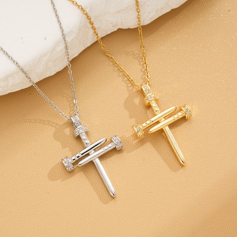 Personalized Hip-Hop Trend Copper Inlaid Zircon Stud Cross Titanium Steel Necklace Ins Simple Collarbone Chain_voghion.com