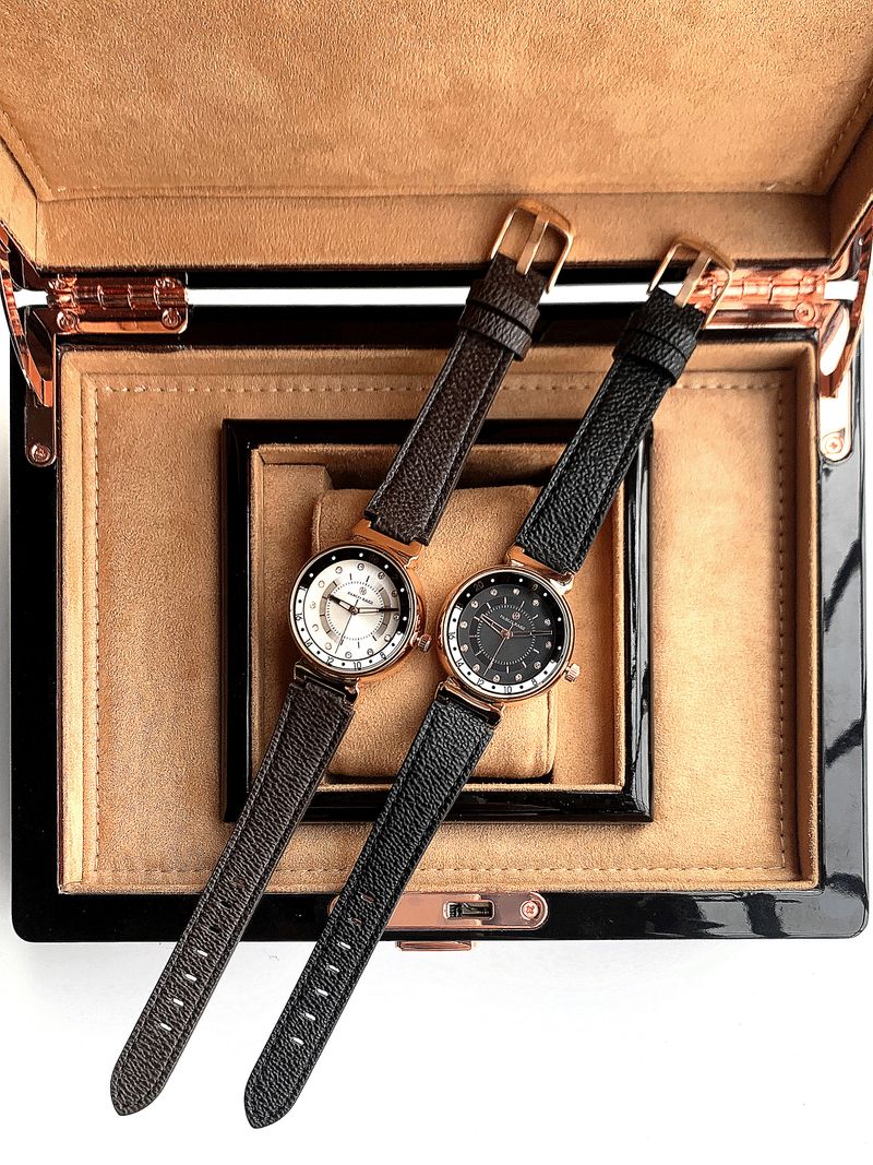 Retro Stil Personalisierte frauen Uhr Casual Braun Gürtel Quarzuhr Strass Mode Temperament Student Kostenloser Versand_voghion.com