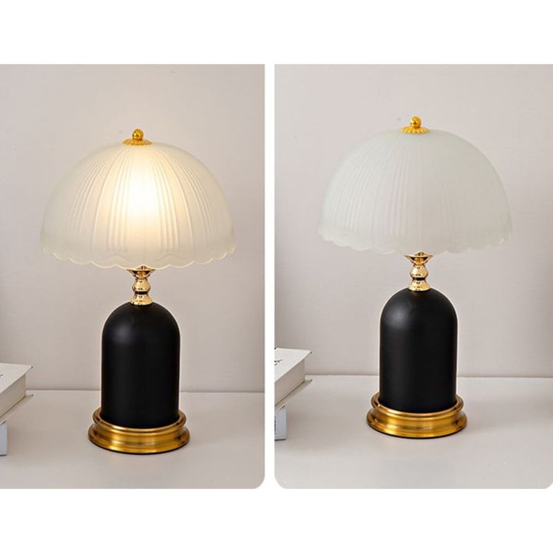 Lampe de chevet minimaliste de luxe, style européen moderne, pour célébrités d'Internet, pour mariage, chambre principale, haut de gamme_voghion.com