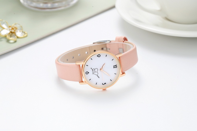 Neue süße One Arrow Heart Piercing Paar Student Watch, beliebte weibliche Netizens, heißer Verkauf mit Waren, einfach und_voghion.com