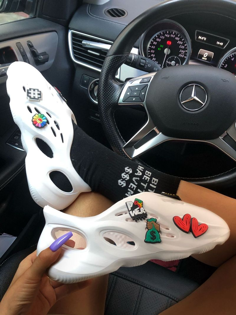 Γυναικεία πέδιλα γυναικεία φλατ παπούτσια παραλίας 2022 Ευρώπης και Αμερικής_voghion.com