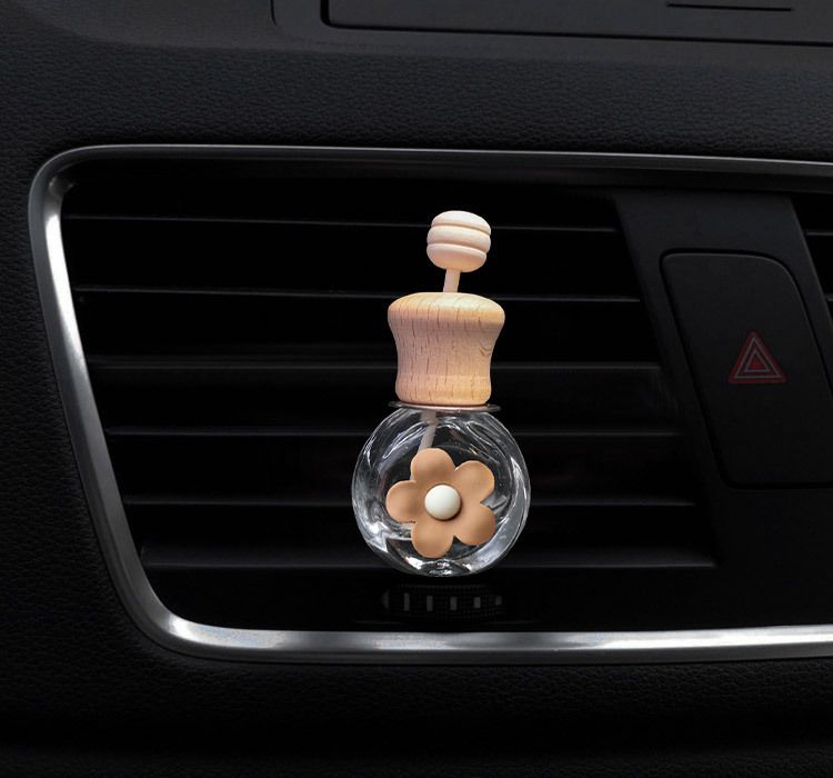 Botella de perfume de coche de té con leche de dibujos animados, botella vacía, salida de aire de coche de celebridades de Internet, clip de aromaterapia, decoración, suministros de decoración_voghion.com