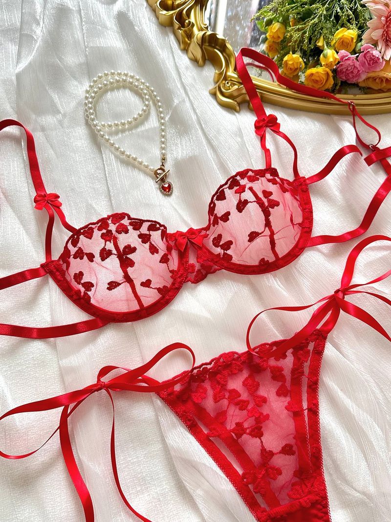 Biancheria intima sexy in maglia con anello in acciaio con ricamo romantico d'amore in stile INS transfrontaliero europeo e americano in vendita calda per le donne_voghion.com