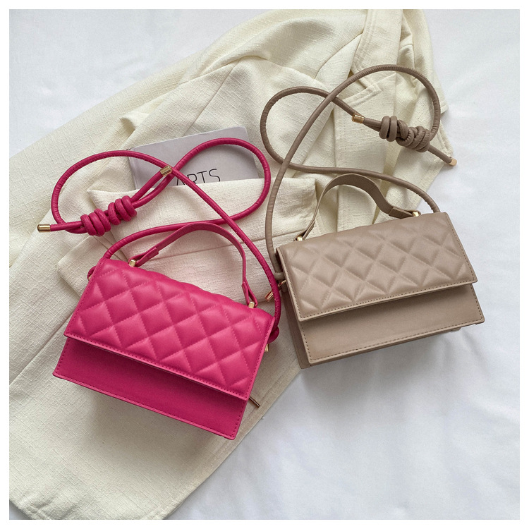 2023 new fashion simple small fragrant wind women's bag net red niche women's bag rhombus single shoulder diagonal bag design sense_voghion.com