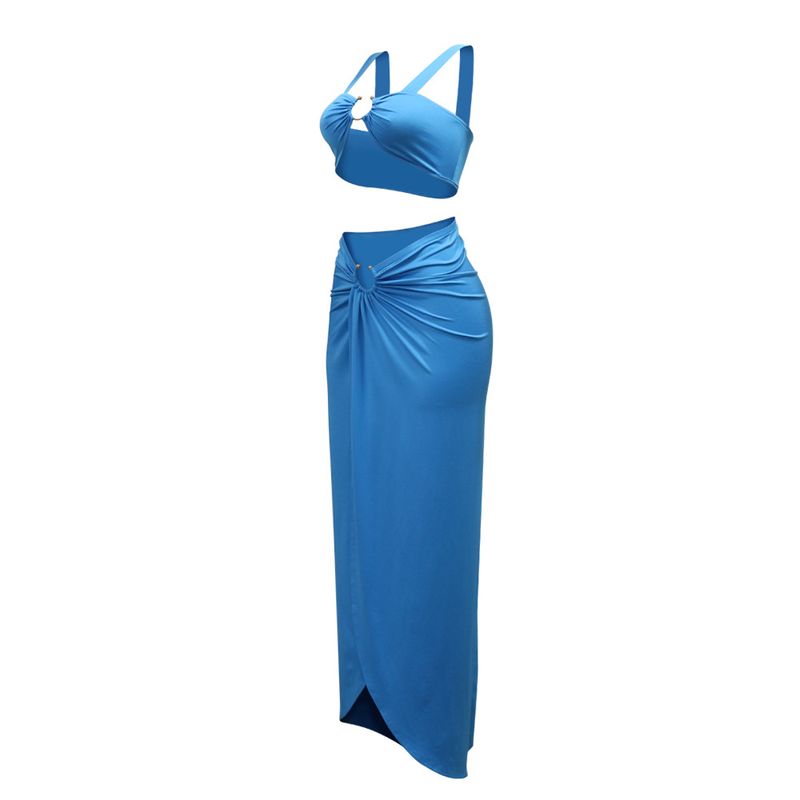 Ensemble deux pièces pour femme, haut court à bretelles et jupe longue fendue sur les hanches_voghion.com