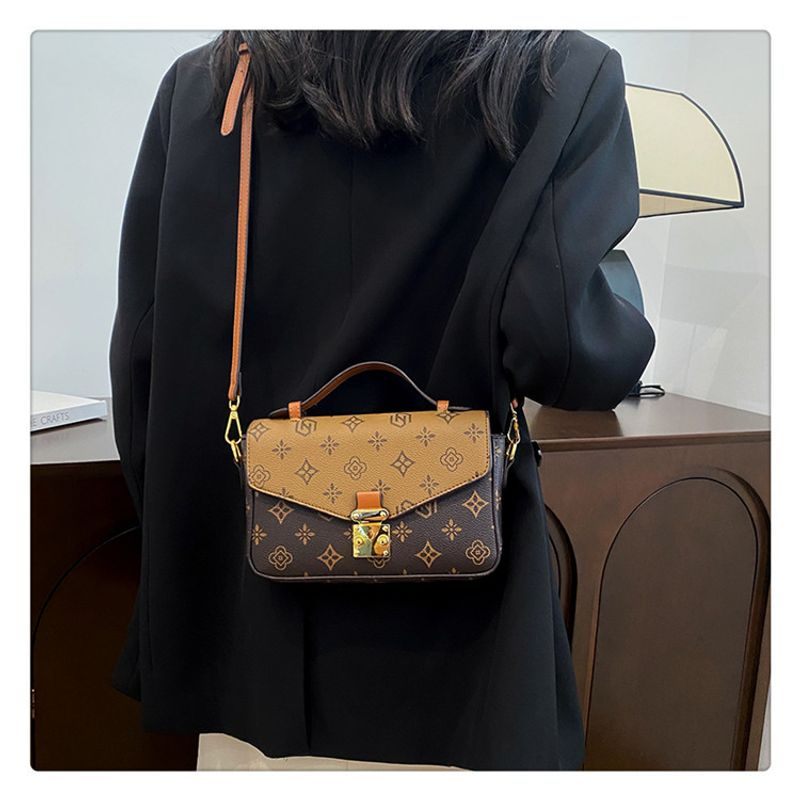 Modetryckt 2023 Nytt mode koreansk stil Enkelaxel Crossbody Handhållen liten fyrkantig väska för kvinnor_voghion.com