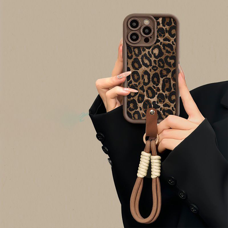 Winter Leopard Print Phone Chain Case For IPhone 16 15 14 13 11 12 Pro Max Plus Cute Short Nylon Lanyard Hanging Rope Cover_voghion.com