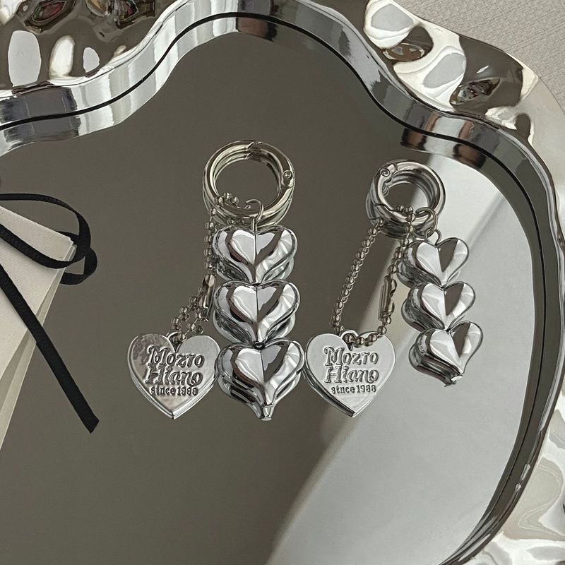 INS Design Sense Silver Heart Bead Pendant Handbag Phone Decoration Pendant Personalized Fashion Keychain Accessories_voghion.com