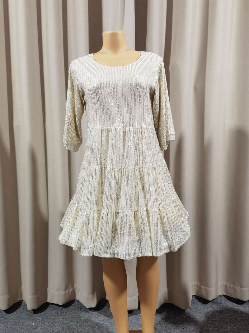 Nuovo abito alla moda con scollo rotondo, vita ampia, maniche corte e gonna con paillettes_voghion.com