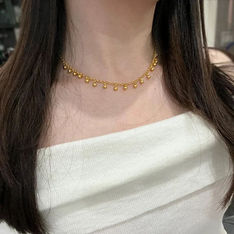 Negozio di oro con collana di piccole perle d'oro perle esplosive femminili oro luce lusso nicchia alto senso catena_voghion.com