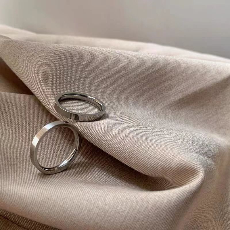 Non-Fading Personality Self-Discipline Titanium Steel Men's Plain Band Women's Minimalist Style Simple Niche Couple_voghion.com