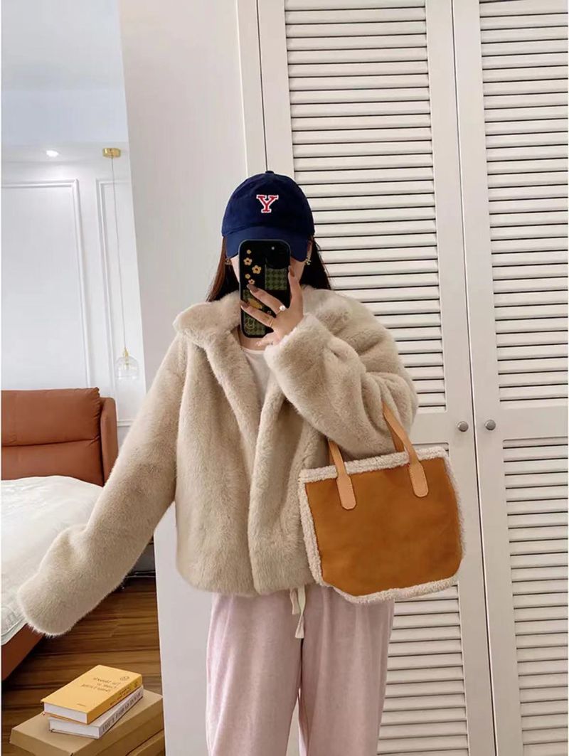 Cappotto in pelliccia sintetica in velluto di visone dorato da donna, con collo alto corto, giacca invernale ecologica in pelliccia sintetica_voghion.com