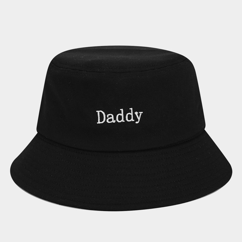 Elegantna, preprosta klobuk z vezenimi črkami za mamo in očeta_voghion.com