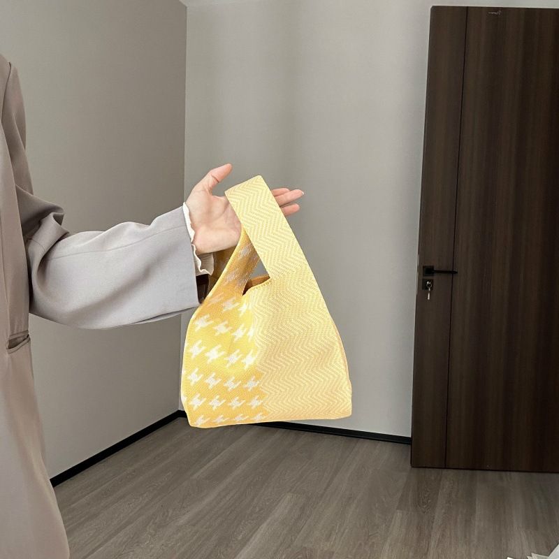 Large Capacity Internet Celebrity Women's Handbag Knitted Bucket Korean And Japanese Style Handheld Casual Tote Bag_voghion.com