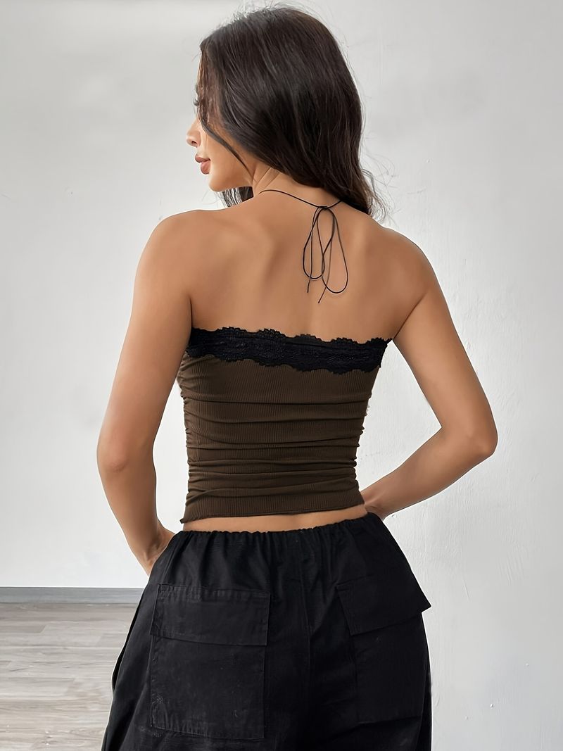 Sexy Hot Girl Top, Wearing Small Tank Top For A Stylish Look, With Lace Stitching On The Inside_voghion.com