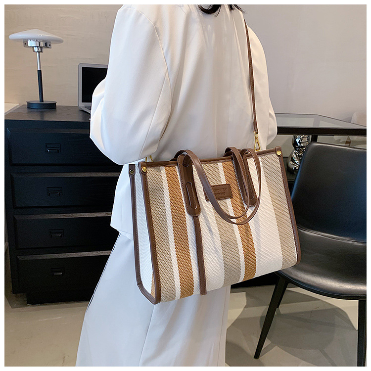 Nowa torba z grubej bawełny o dużej pojemności płócienna torba damska transgraniczny handel zagraniczny kontrastowy kolorowy pasek torba na ramię trend w modzie torba listonoszka_voghion.com