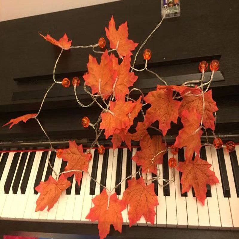Maple Leaf LED String Lights - Battery Operated Indoor/Outdoor Decorative Lights For Christmas, Halloween, Parties_voghion.com