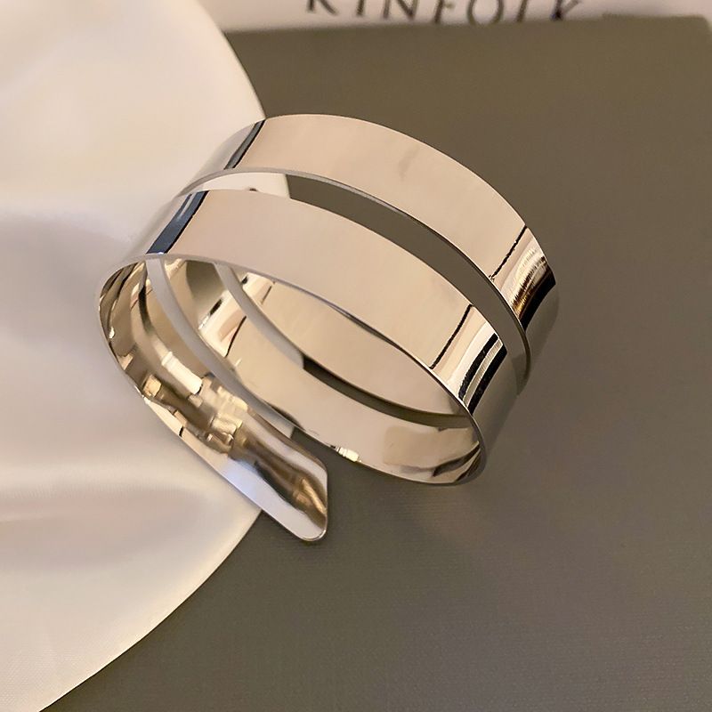 Braccialetto geometrico multistrato in metallo dal design esagerato, anello da braccio con stile cool, gioielli di lusso leggeri per_voghion.com