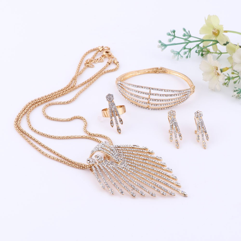 Feine afrikanische Perlen Schmucksets Halskette Armreif Ohrringe Ringe Kristall Party Hochzeit Goldfarbe Brautzubehör_voghion.com