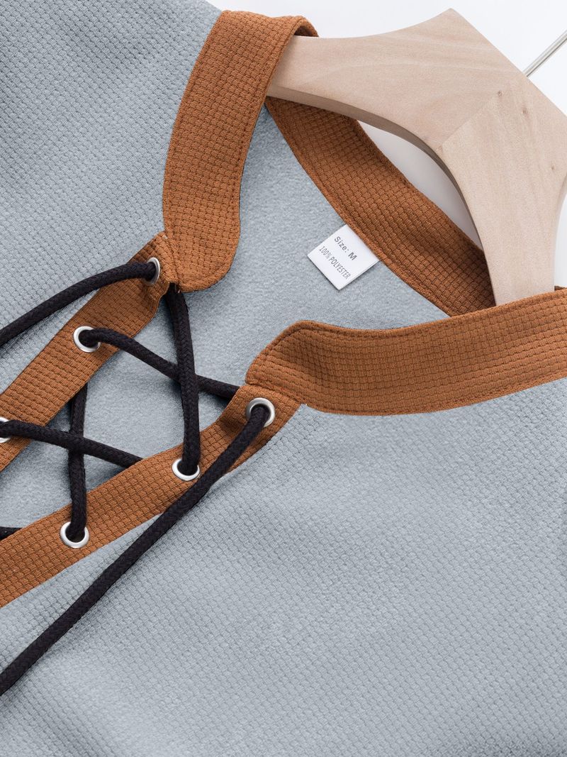Herrenbekleidung Herren-T-Shirt mit langen Ärmeln im Waffelstrick-Stil – Lässiger brauner Farbblock mit Kordelzugdetail_voghion.com