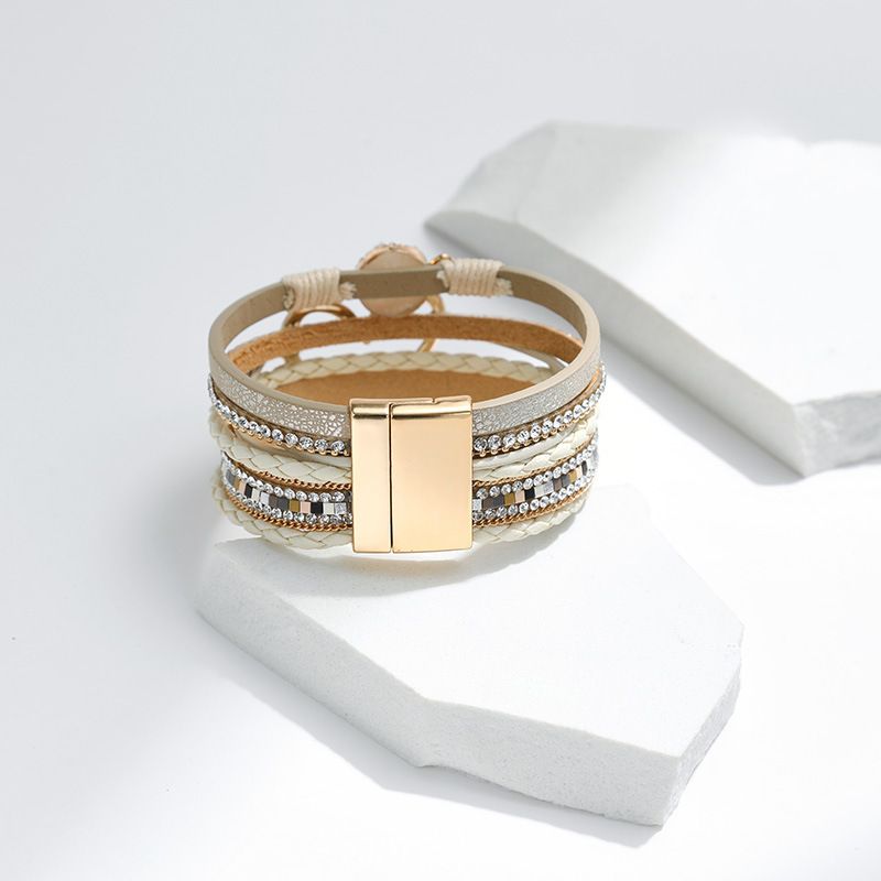 Set di bracciali a strati bohémien - Bracciale rigido regolabile a cuore aperto e catena con perline_voghion.com