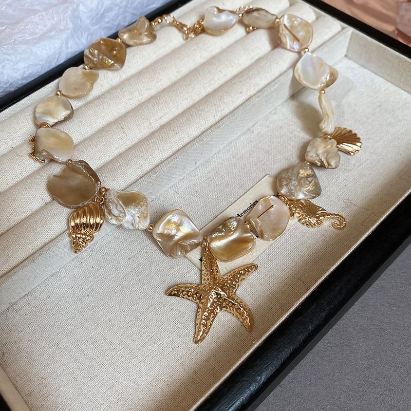 Shell Starfish Seahorse Conch Necklace Ocean Series Beach Vacation Style Collarbone Niche Light Luxury High-End Neck_voghion.com