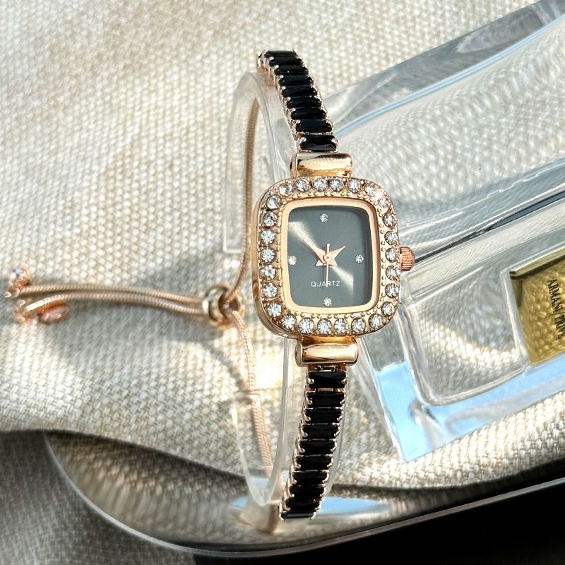 Damenarmbanduhren Zirkon Kleine Zuckerwürfel-Armbanduhr Ausziehbare Lazy Watch Außenhandel Grenzüberschreitende farbige Diamant-Damenquarzuhr_voghion.com