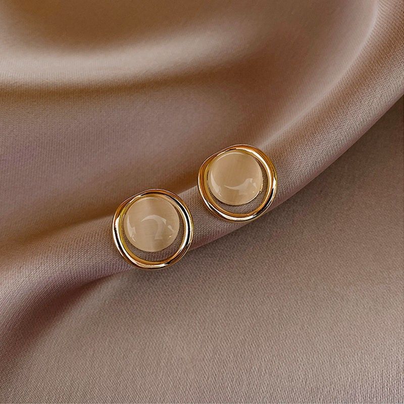 Prachtige oorbellen van topkwaliteit, niche-design oorbellen, trendy mix-en-match temperament oorbellen voor vrouwen_voghion.com