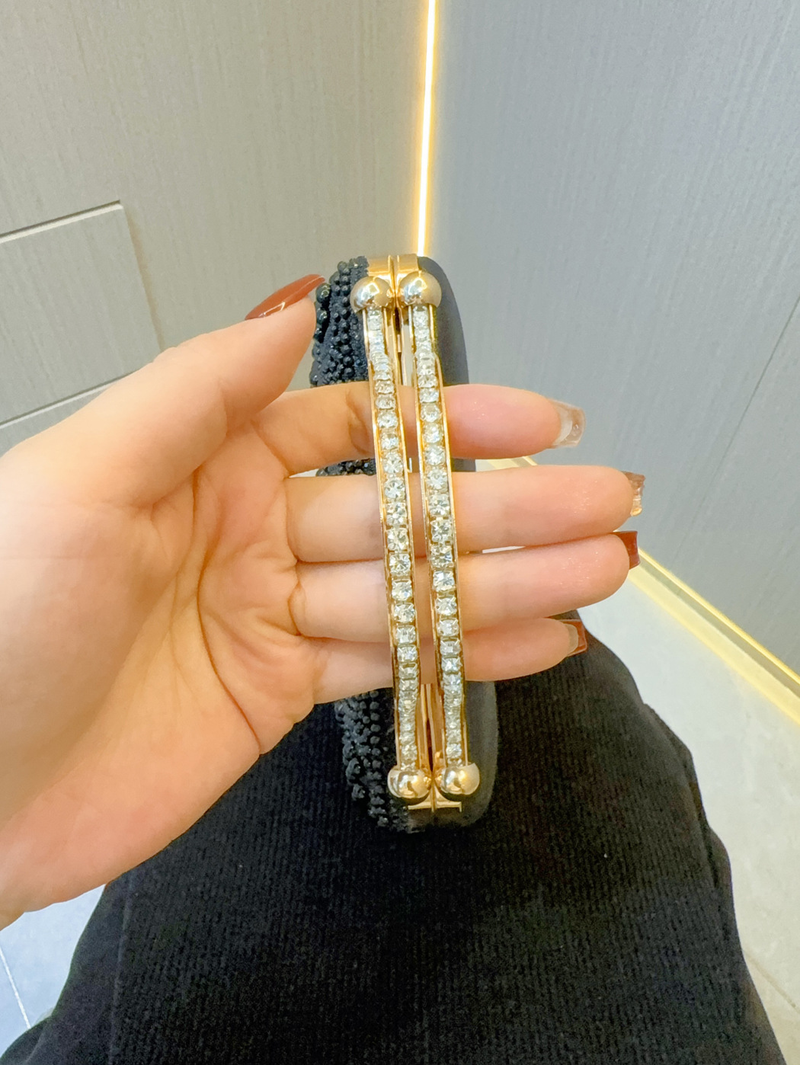Sac à main de mariage polyvalent en perles pour femmes, sac de dîner à bandoulière asymétrique épaule dénudée, nouvelle collection_voghion.com