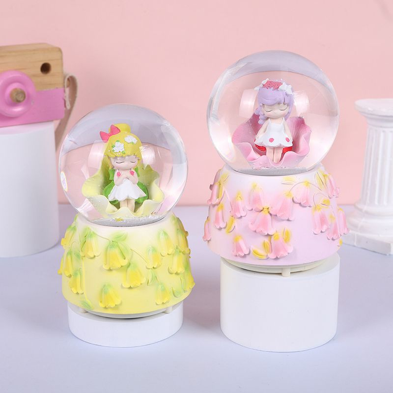 Dziewczyna z kreskówki Luminous Snowflake Crystal Ball Music Box Kreatywna dekoracja domu Mężczyźni i kobiety Prezent urodzinowy Prezent dla studenta_voghion.com