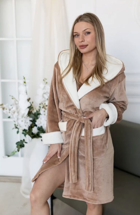 Autumn And Winter Simple And Comfortable Women's Hooded Nightgown Thickened Bathrobe_voghion.com