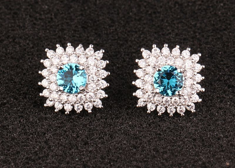 Europe and the United States micro-inlaid AAA zircon honey nails set gorgeous fashion earrings_voghion.com