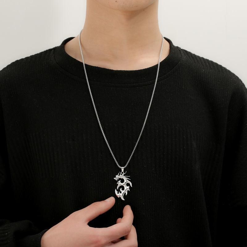 Glow Flame Dragon Necklace Personality Punk Pendant Glow In The Dark Animal Sweater Chain Necklace Hiphop Jewelry Accessories_voghion.com