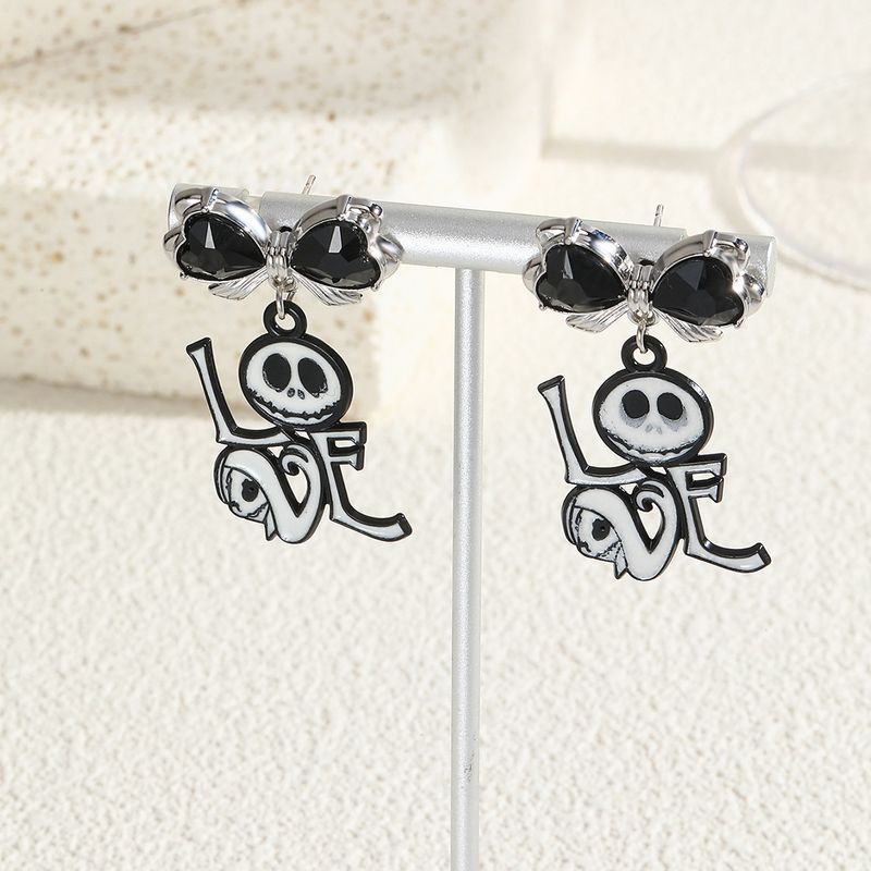 orecchini teschio scuro per donna vendita calda orecchini in lega di diamanti zucca ragno set di orecchini di Halloween_voghion.com