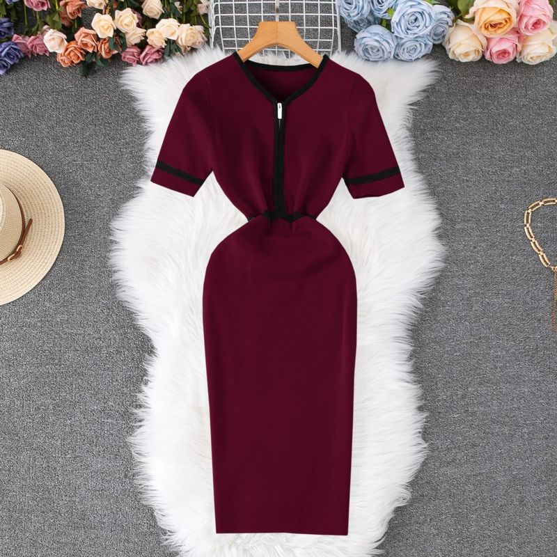Elegante abito in maglia da donna con scollo a V e vita alta, abito midi aderente a righe casual estivo da ufficio_voghion.com