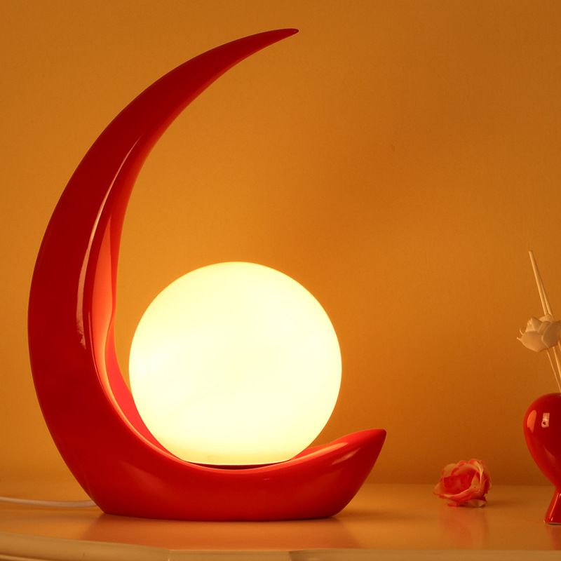 Kreative Mondharz personalisierte Schlafzimmer Nachttischlampe, moderne und einfache Wohnzimmerdekoration, Schreibtischlampe_voghion.com