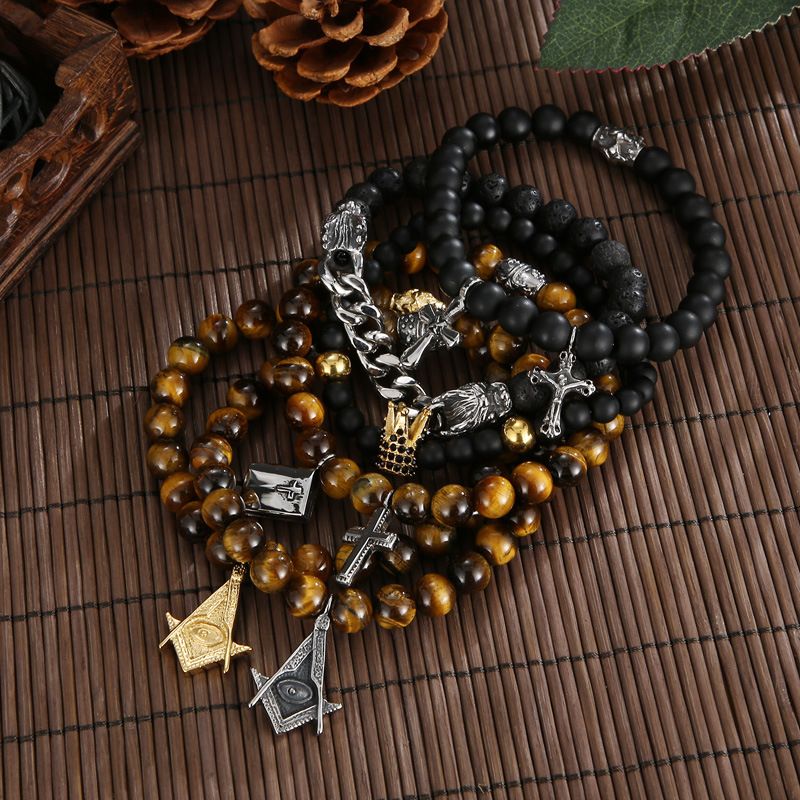Pulsera de cuentas de ágata negra con microincrustaciones de circonita y corona, cruz masónica y piedra de ojo de tigre para hombre._voghion.com