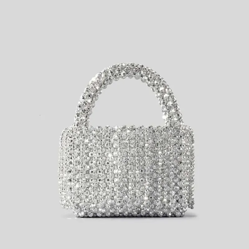 Designer 2025 Moda Acrilico Perline Nappa Donne Argento Perline Borse a Mano Fatte a Mano Tessuto Estate Spiaggia Piccola Borsa da Festa_voghion.com
