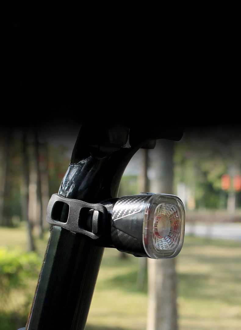 Sensore di frenata intelligente per bici da strada e mountain bike, luce posteriore ricaricabile tramite USB_voghion.com