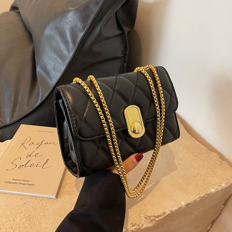Fashion Chain Shoulder for Women's 2024 New Lingge High Quality Crossbody Versatile Casual Small Square Bag_voghion.com